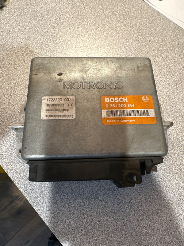 BMW E28 E30 Super ETA Engine Control Unit DME 0 261 200 154