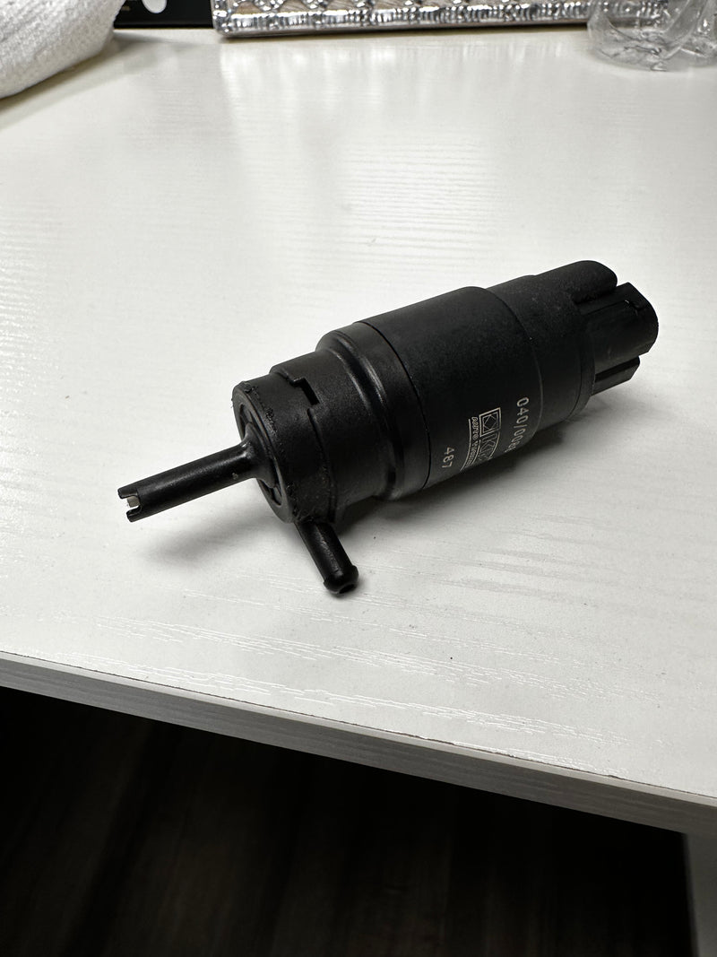 BMW Windshield Washer Pump 61 66 1 380 068