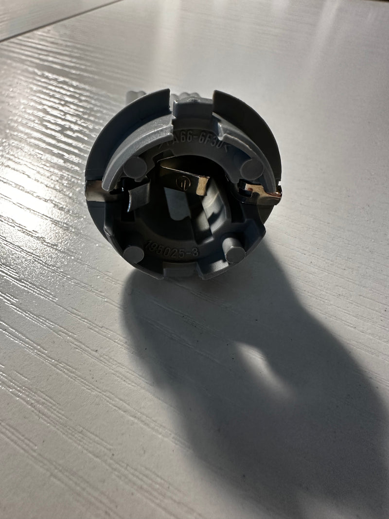 BMW Light Bulb Socket 63 21 1 387 364