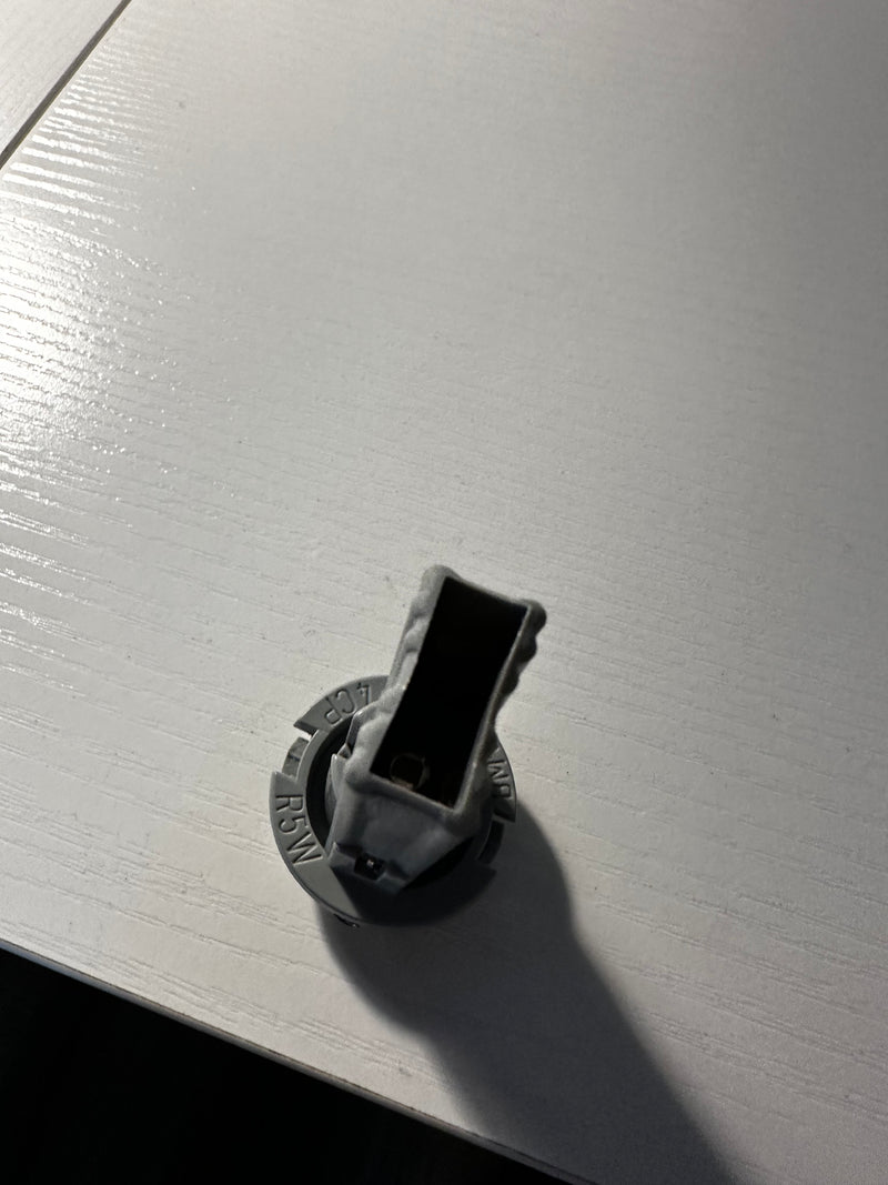 BMW Light Bulb Socket 63 21 1 387 364