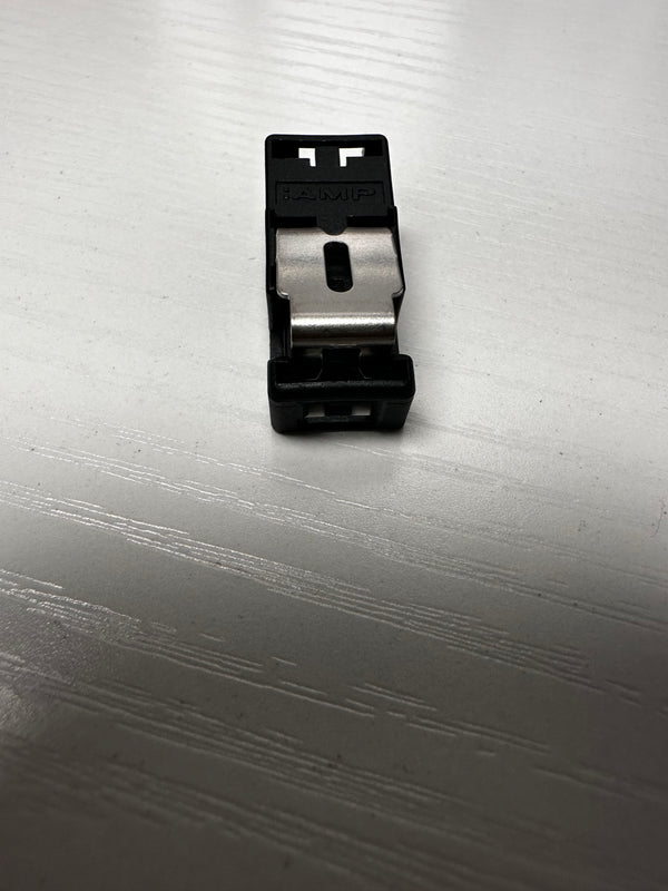 Mercedes Benz Adapter Electrical Connector 000 545 33 84
