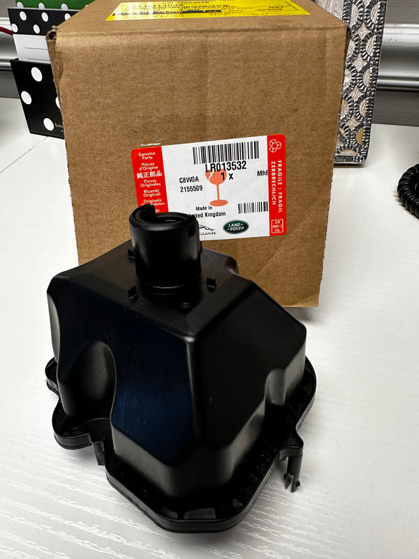 Land Rover Reservoir Oil Separator - LR013532