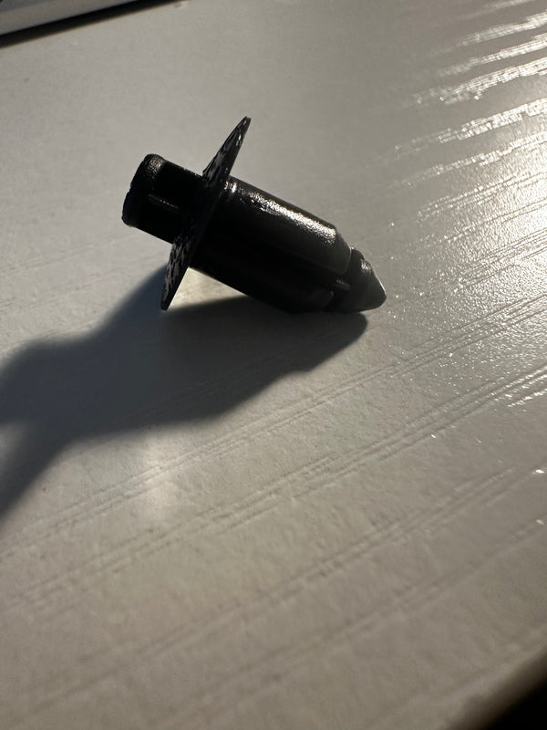 Volvo Door Trim Panel Clip 39964090-3