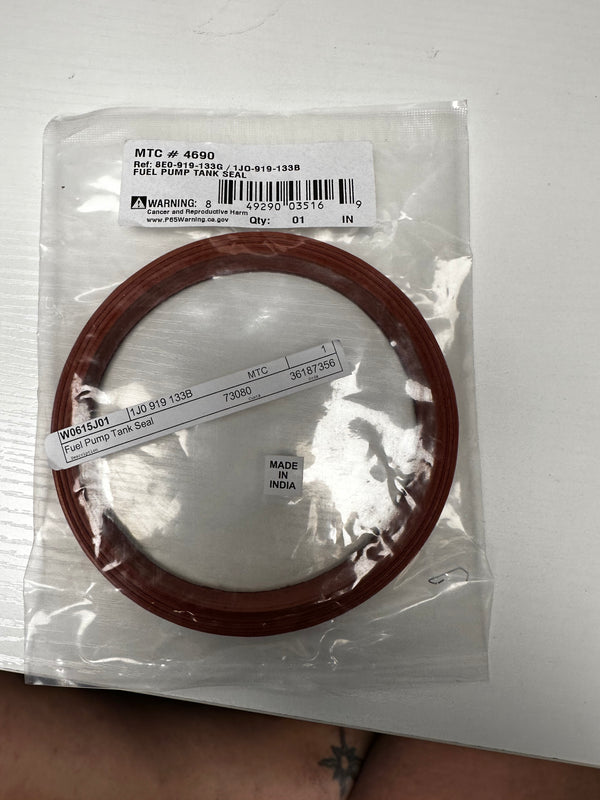 Volkswagen Fuel Pump Tank Seal 1J0 919 133B